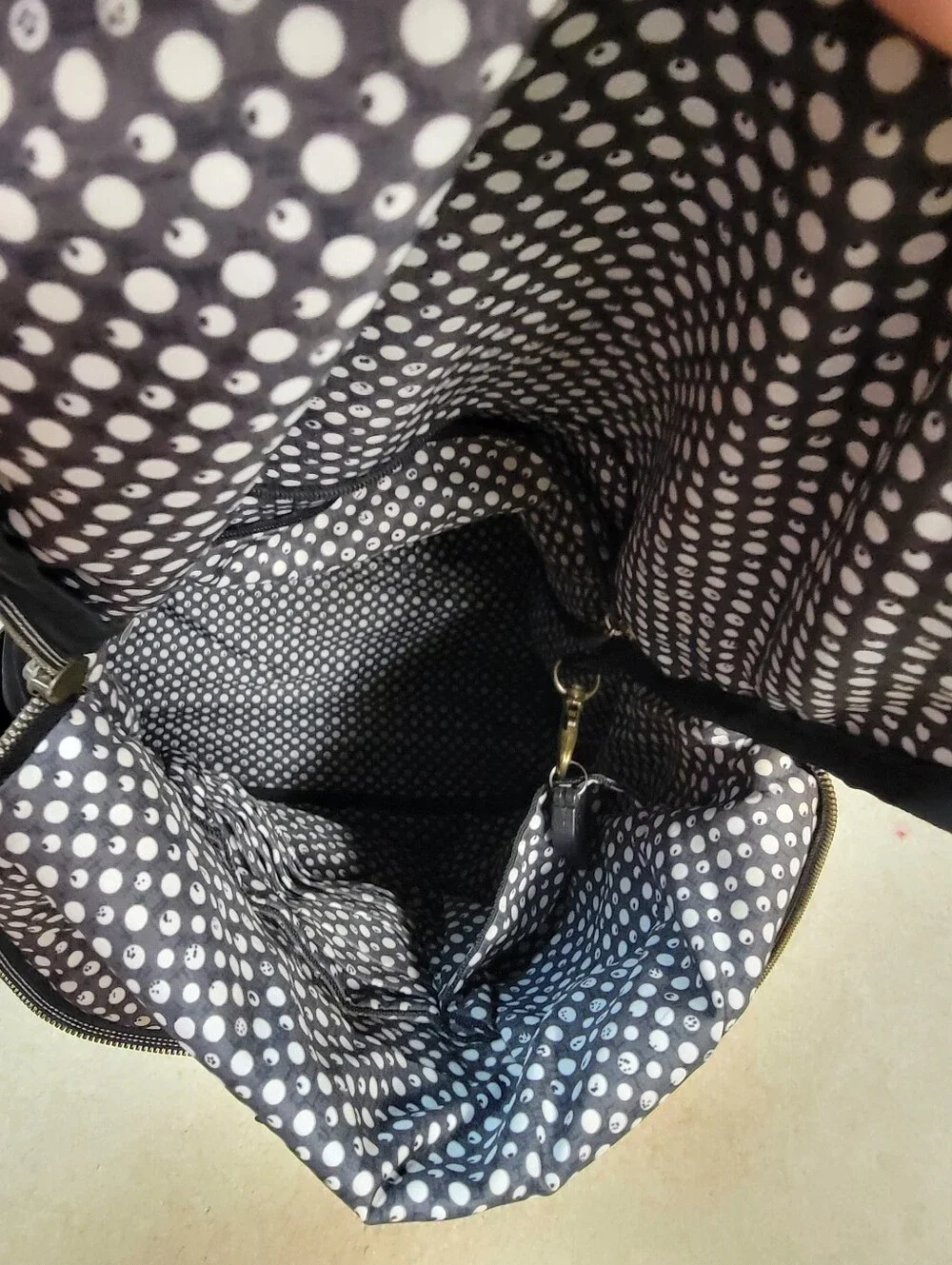 Travelon Black Quilted Crossbody  - Classic Everyday Bag